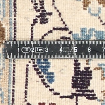 Knot detail view