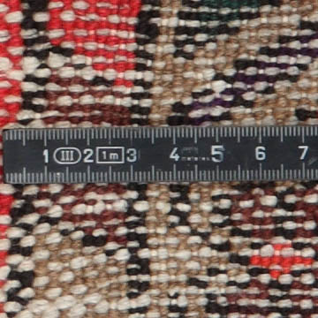 Knot detail view