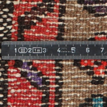 Knot detail view