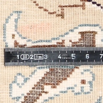 Knot detail view