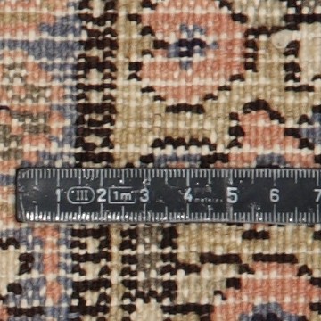 Knot detail view