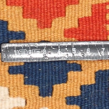 Knot detail view
